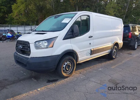 2016 Ford Transit-250 z USA, uszkodzony, nr VIN 1FTYR1ZM7GKA72946